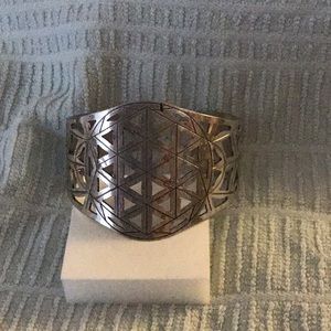 Silver geographical shaped bracelet